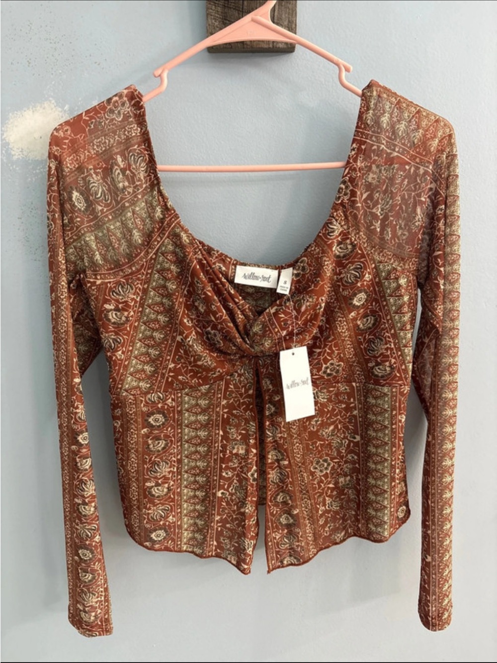 Women’s Rust Printed Long Sleeve Mesh Top